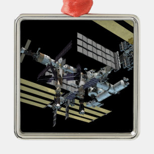 Computergenerierte Ansicht 14 Silbernes Ornament