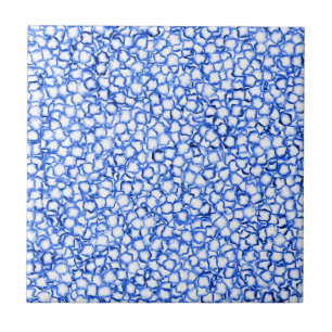 Computergenerierte blaue Blätter Fliese