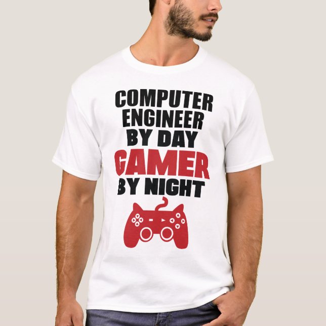 Computeringenieur bei Tag Gamer bei Nacht T-Shirt (Vorderseite)