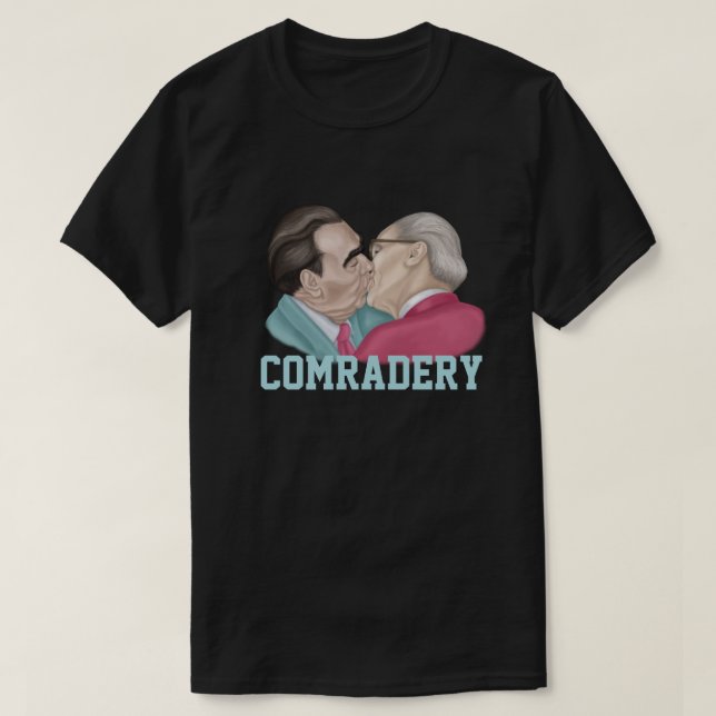 Comradery - Breschnew küsst Honecker T-Shirt (Design vorne)