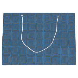 Concentric Wavy Squares on a mottled blue paintbox Große Geschenktüte