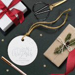 Confetti Typografie Frohe Weihnachten Geschenkanhänger<br><div class="desc">Das Geschenk des Schenkens wird in dieser Urlaubssaison mit diesen einzigartigen und modernen Weihnachtsgeschenktafeln leicht gemacht. Das Design enthält ein festliches Typografie-Skript "Frohe Weihnachten" mit fallendem Konfetti. Fügen Sie diese Geschenketiketten einfach mit Ihrer benutzerdefinierten Formulierung hinzu, indem Sie den Abschnitt "Diese Designvorlage bearbeiten" verwenden, oder klicken Sie auf die Schaltfläche...</div>