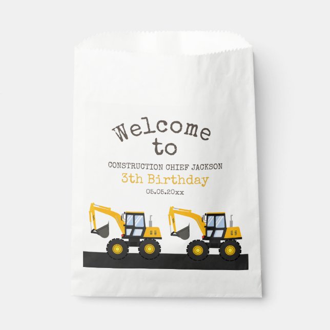 Construction Truck Birthday | Personalized Décor Geschenktütchen (Vorderseite)
