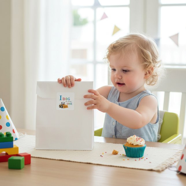 Construction Vehicle Digging Being One Birthday  Quadratischer Aufkleber (Von Creator hochgeladen)
