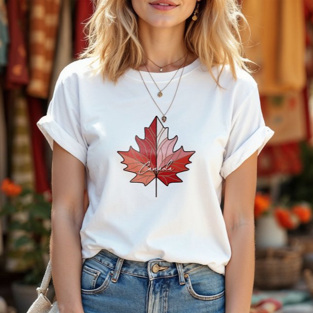 Contemporary Canadian Maple Leaf ID1071 T-Shirt (Von Creator hochgeladen)