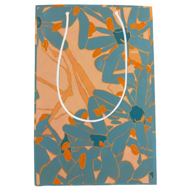 Contemporary Leaf Design in Peach Mittlere Geschenktüte (Vorderseite)