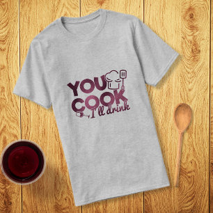 Cook, ich trinke Burgundy Foil Typografie Funny T-Shirt