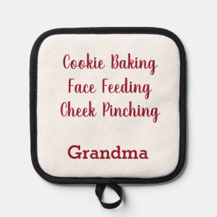 Cookie Backgesicht Fütternd Wange Pinching Oma Topflappen