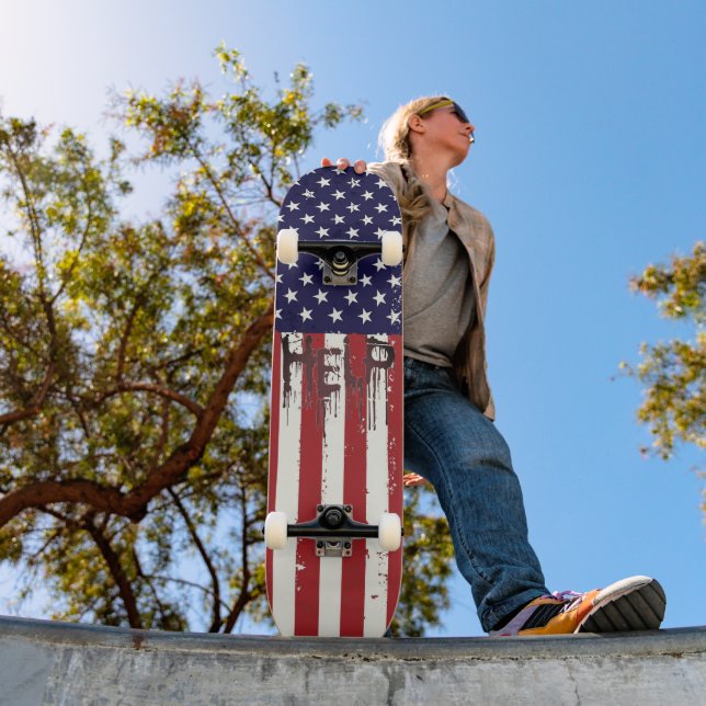 Cool American Flag Help Skateboard! Skateboard (Außenbereich 1)