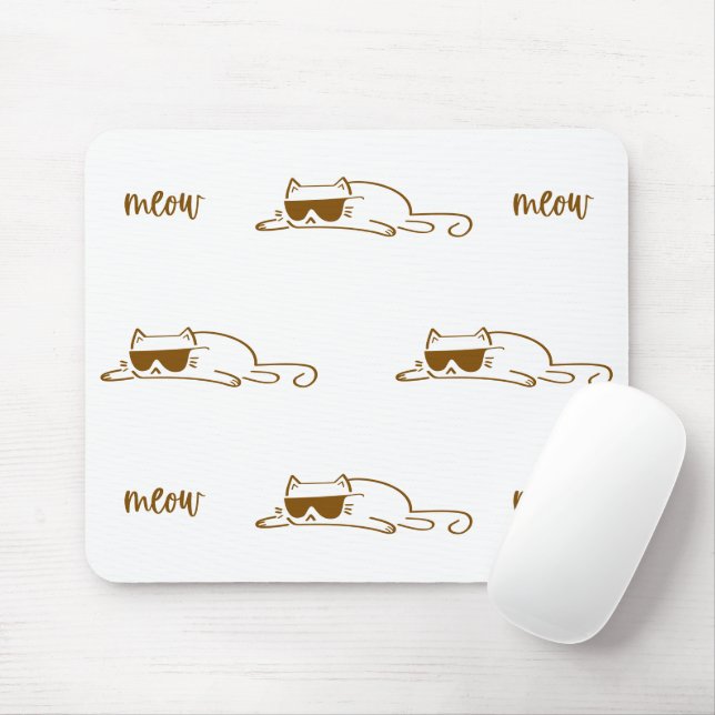 Cool Brown Cat with Sunglasses on White Background Mousepad (Mit Mouse)