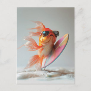 Cool Goldfish Surfen auf einer Welle Feiertagspostkarte