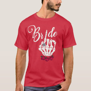 Cool Goth Bride Skull Skeleton Ring Finger Gothic T-Shirt