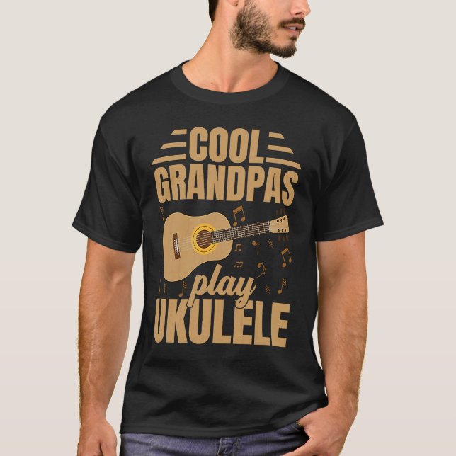 Cool Grandpas Play Ukulele  Player Music  Graphic T-Shirt (Vorderseite)