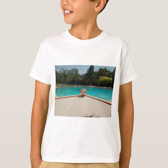 Cool Hakuna Matata Pool Seite I Liebe Meine Famili T-Shirt (Vorderseite)