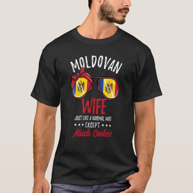 Cool Moldovan Wife Sunglasses Moldovan Family T-Shirt (Vorderseite)