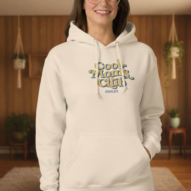 Cool Moms Club Classic Motherhood Retro Text Style Hoodie (Von Creator hochgeladen)