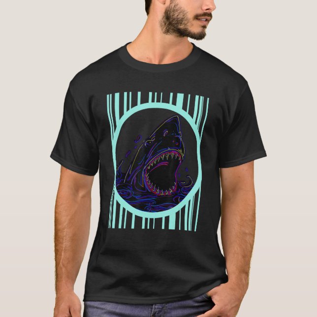 Cool Retro Shark Attack T-Shirt (Vorderseite)