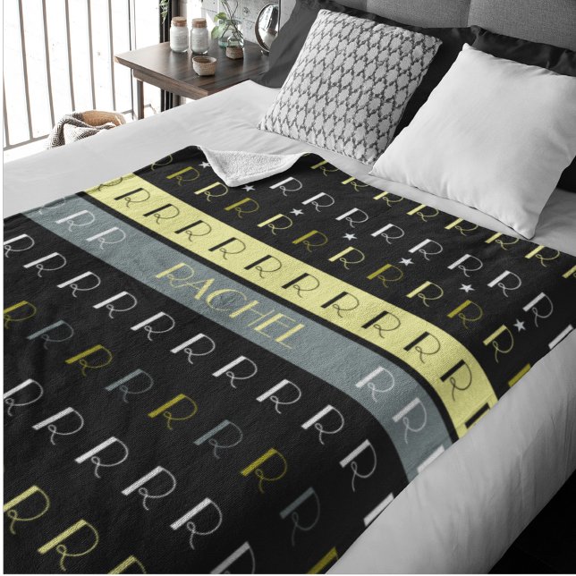 Cool Streifen Repliziertes Monogramm auf schwarz Fleecedecke (Von Creator hochgeladen)