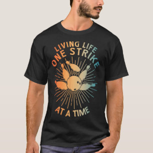 Coole Bowling Art for Men Women Kids Strike Team G T-Shirt