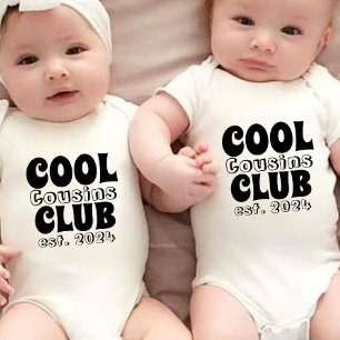 Coole Cousins Club est 20XX Baby Strampler