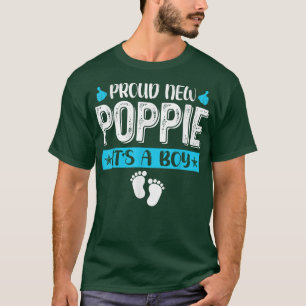 Coole Familie stolz neuen Poppie Es ist ein Junge T-Shirt