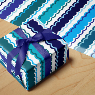 Coole Farbtöne des Musters "Blaue Scallope" Geschenkpapier
