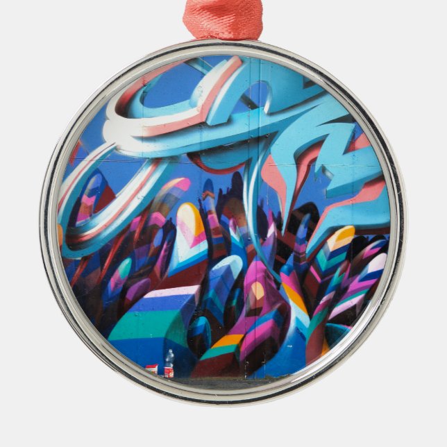 Coole Graffiti-Mauer Ornament Aus Metall (Vorne)