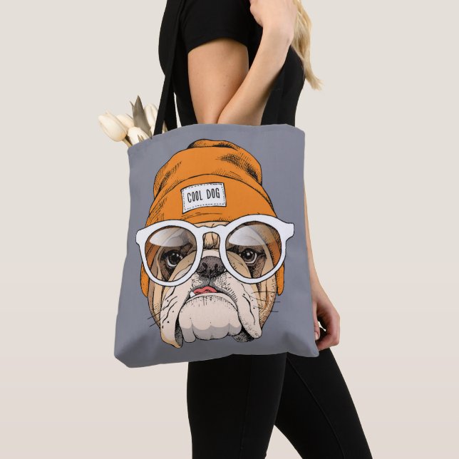 Coole Hipster-Bulldogge (Von Nahem)