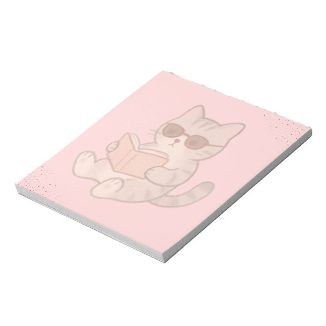Coole Katze liest Buch Pastellrosa Ästhetik Notizblock (Rotiert)