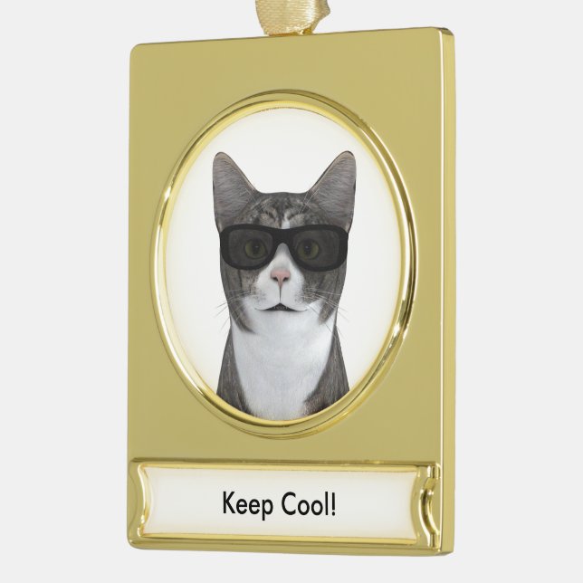 Coole Katze mit schwarzer Sonnenbrille Banner-Ornament Gold (Links)
