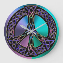 Coole keltische Knotenspen-Signalluhr