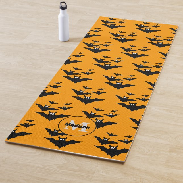Coole niedliche Fledermäuse Halloween Monogramm Yogamatte (Beispiel)