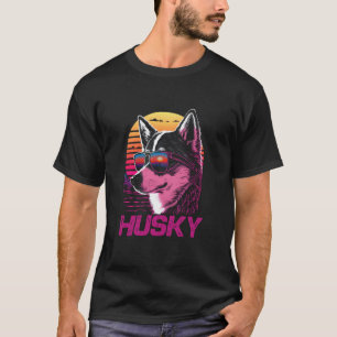 Coole Retro-Sonnenbrille Husky-Hund bei Sonnenunte T-Shirt