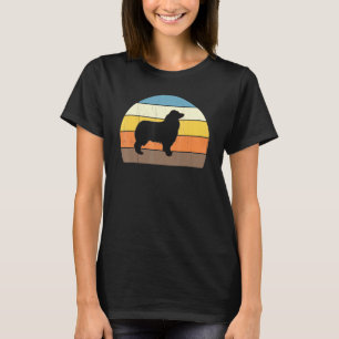 Coole Retro-Sonnenuntergangs-Australian-Shepherds  T-Shirt
