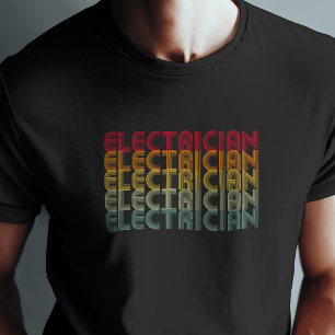 Coole Retrostil-Elektrik gestapelte Typografie T-Shirt