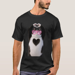 Coole schwarze Katzenbaby rote Herzbrille Happy Va T-Shirt