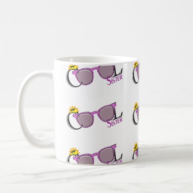 Coole Schwesternsonne und Sonnenbrille auf Weiß Tasse (Links)