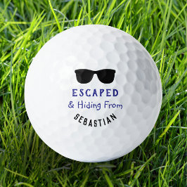 Coole Sonnenbrille entkommen und verliert sich. Golfball