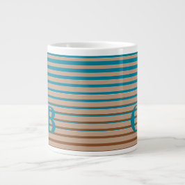 Coole Streifen braun und blau Mit Monogramm Jumbo-Tasse