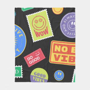 Coole trendy Patches Design. Abstrakter Hintergrun Fleecedecke