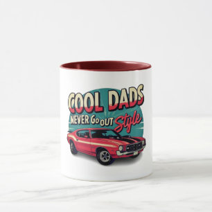 Coole Väter kommen nie aus der Mode Vintage-Muscle Tasse