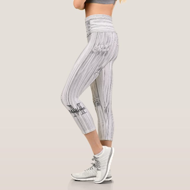 Cooler Bambusprint Monogram Capri Leggings (Links)