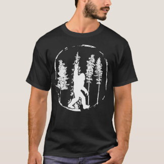Cooler Bigfoot im Forest Rock Roll Shirt Sasquatsc