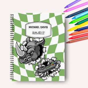 Cooler Cartoon-Nashorn hält Videospiel-Controller Notizbuch