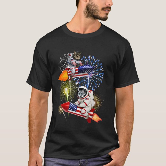 Cooler Cat Riding Rocket USA Fireworks US Astronau T-Shirt (Vorderseite)