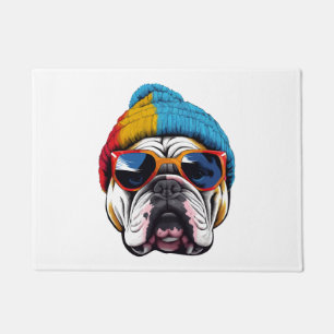 Cooler englischer Bulldog mit einem Beanie-Hut Fußmatte