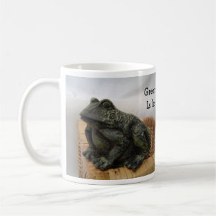 Cooler Frosch Grün ist in Kaffeetasse