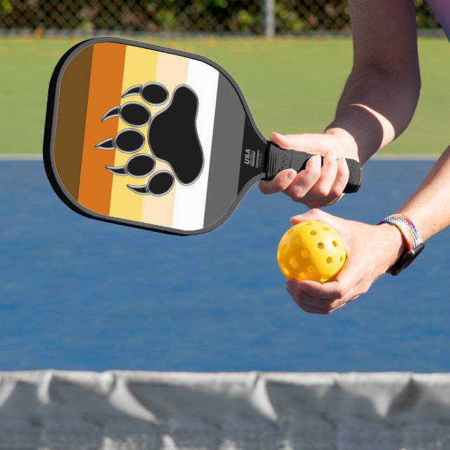 Cooler Gay Bear Pride Flag Bear Paw Pickleball Schläger (InSitu)