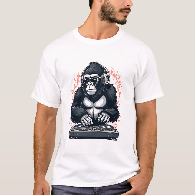 Cooler Gorilla DJ Mixing Beats mit Kopfhörern T-Shirt (Vorderseite)