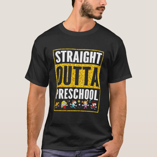 Cooler Herzstudium direkt vor der Vorschule T-Shirt (Vorderseite)